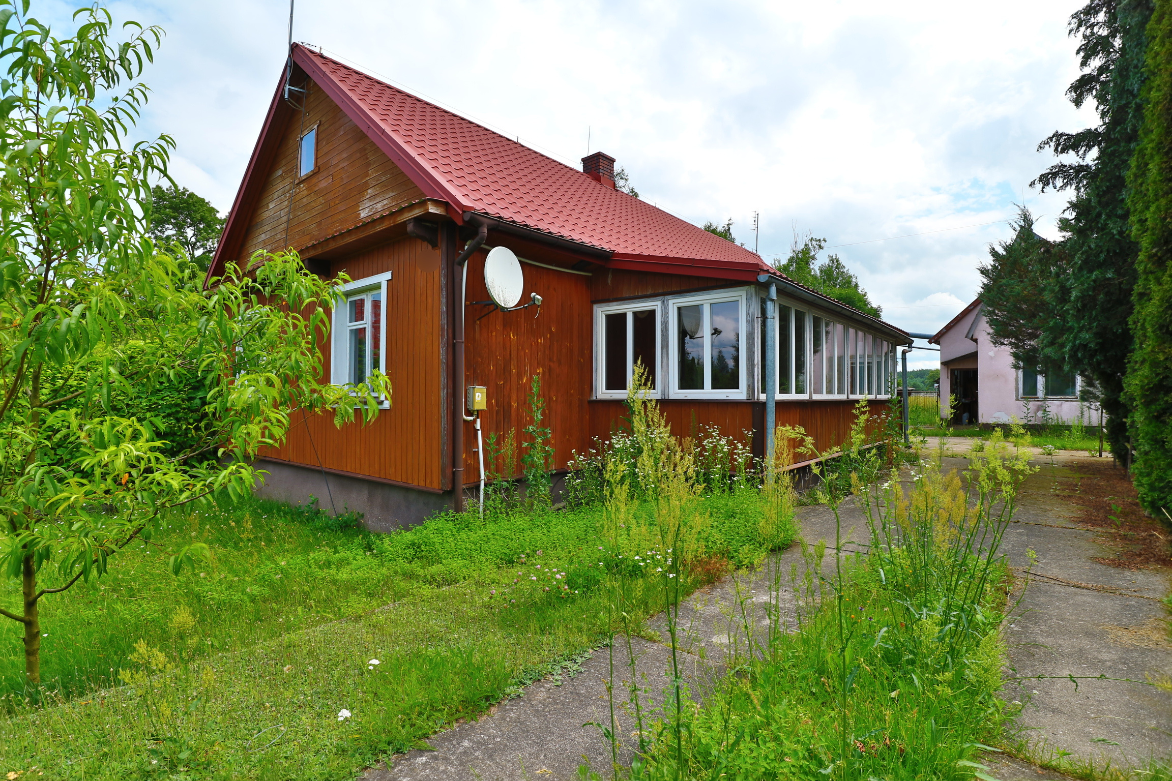 **Dom z warsztatem stolarskim**